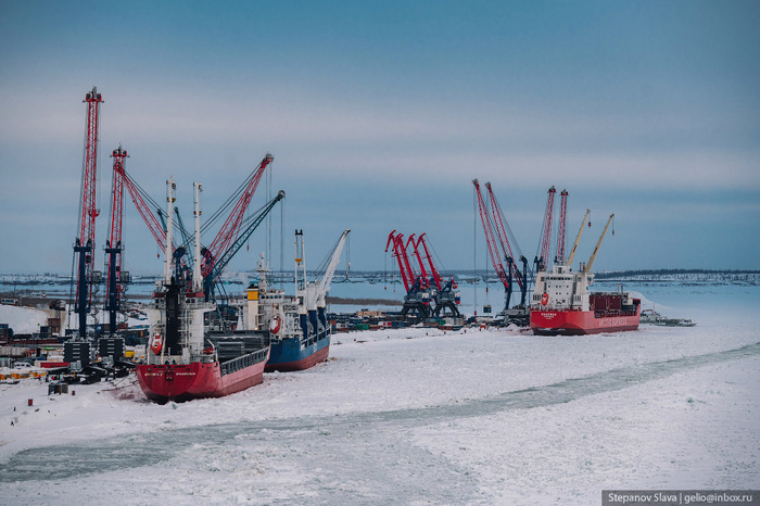 Дудинка — главный порт Таймыра Красноярский край, Россия, Дудинка, Фотография, Сибирь, Познавательно, Интересное, Хочу все знать, Экскурсия, Длиннопост, Город, Порт, Города России, Полярный круг, Енисей, Заполярье