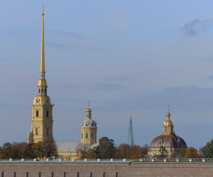 Око Саурона видит везде)