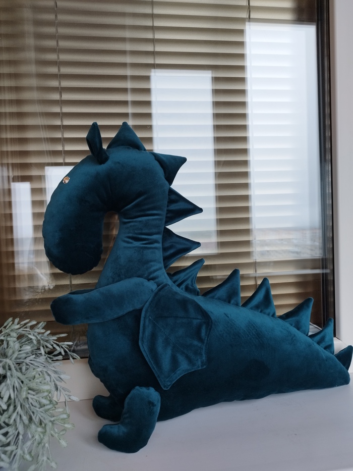 Изумрудный дракоша