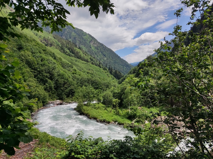 Долина реки Малая Лаба.