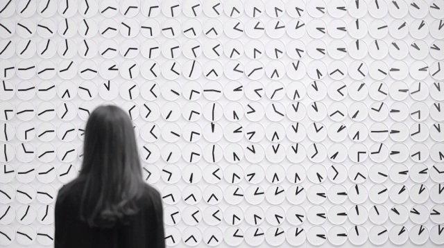 Часы из десятков других часов