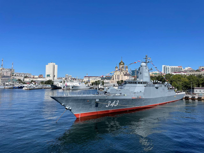 Флот РФ пополнился четвёртым построенным на Амурском судостроительном заводе корветом "Резкий" проекта 20380. Во Владивостоке подняли флаг Новости, Политика, Россия, Флот, Корвет, Тихоокеанский флот, Видео, Видео ВК, Длиннопост, Владивосток, Комсомольск-на-Амуре