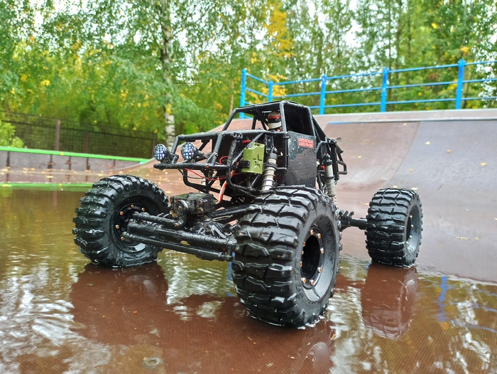 Axial Model smt10 rc Skatepark  , , , , 
