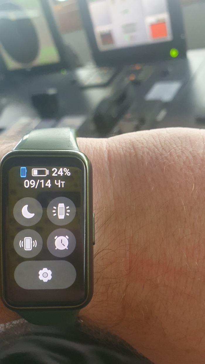 Huawei Band 7,      4 ... -, ,  ,   , 