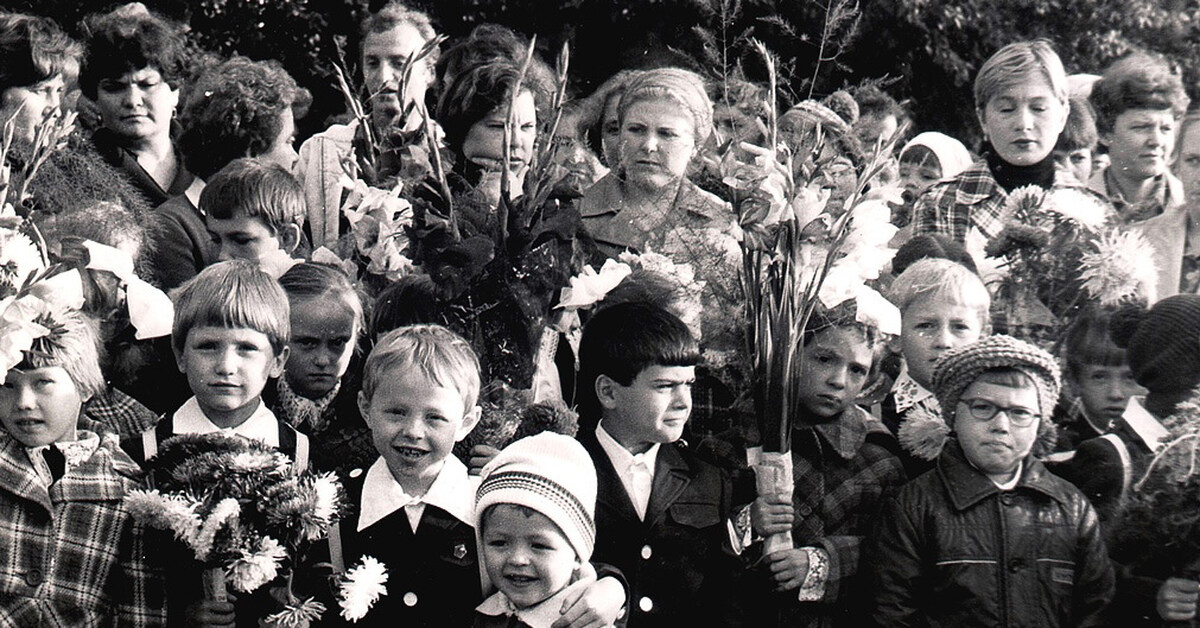 Школа 80 фото. Школьники 80-х. Школа в 80-е годы. Дети 80 х годов школа. Школьники 80ые.