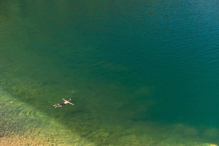 ��. �������