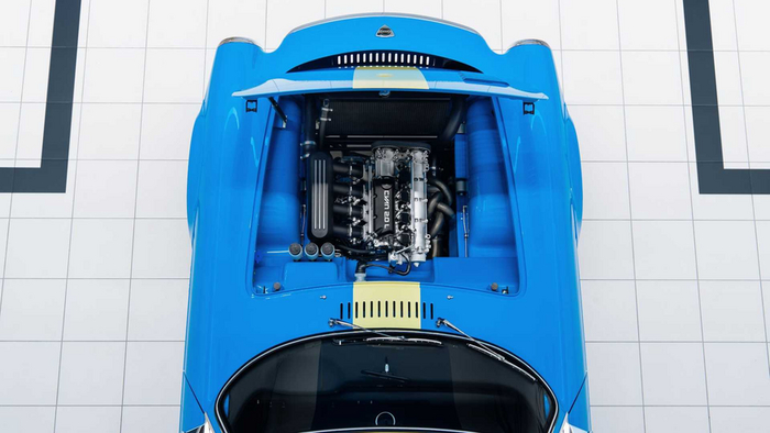 Фото с сайта <!--noindex--><a href="https://pikabu.ru/story/cyan_volvo_p1800_sovershennyiy_sportkar_s_bezumnyim_vnimaniem_k_detalyam_10659194?u=http%3A%2F%2Fmotor1.com&t=motor1.com&h=9b72a3f21e1e50bab1007585256ea72a7da165a4" title="http://motor1.com" target="_blank" rel="nofollow noopener">motor1.com</a><!--/noindex-->