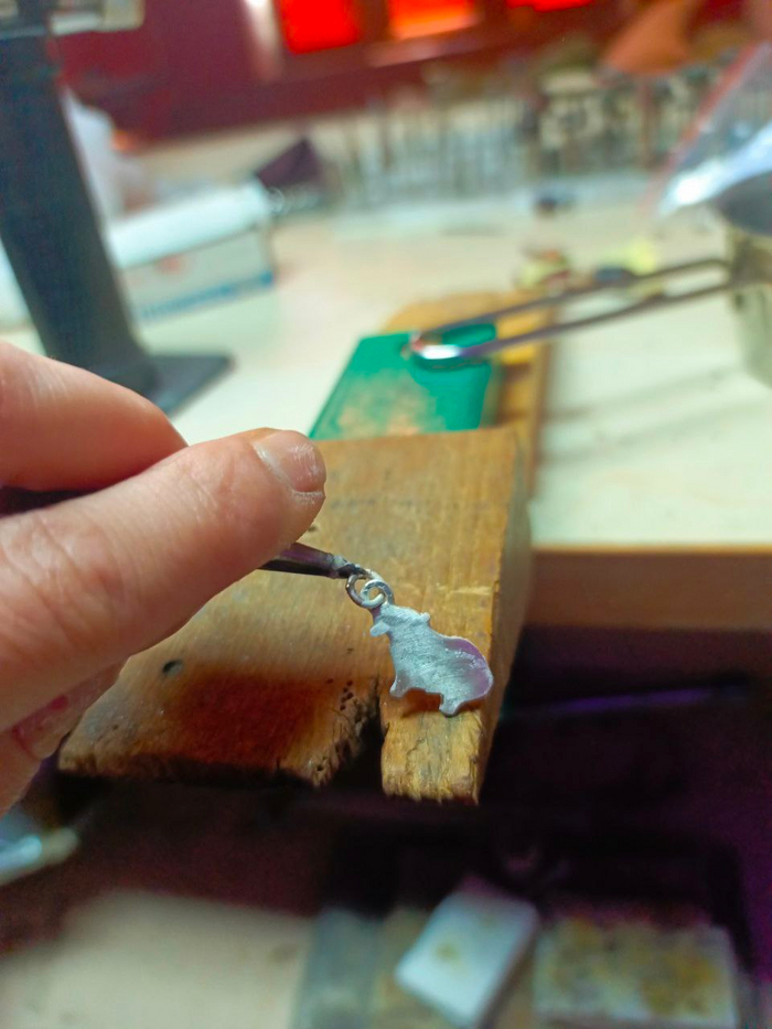 ���  � ������ ������ �� �����.