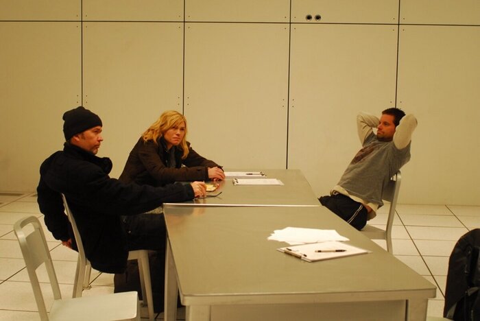 &#xAB;    -    &#xBB;