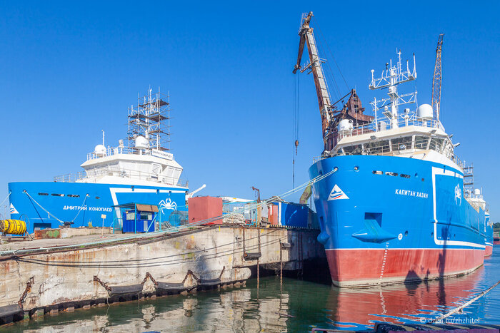  &#xAB; &#xBB;  &#xAB; &#xBB;   