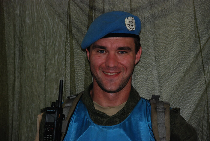 Сразу после возвращения в Джубу, спустя 3 дня после вылета. Слегка небрит, но вполне доволен )