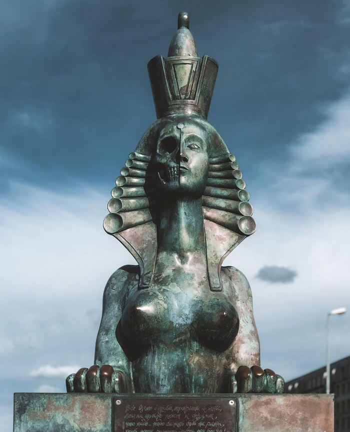 Памятник жертвам политических репрессий