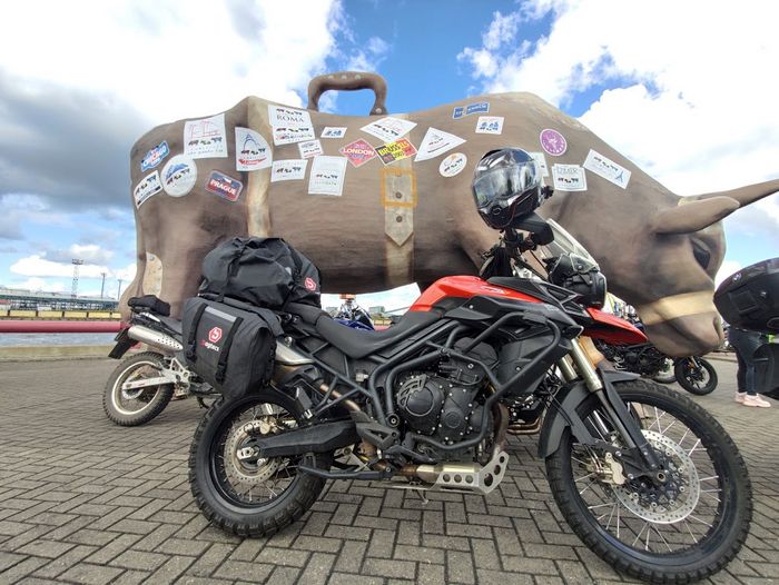 Triumph Tiger 800xc 2012 .         .