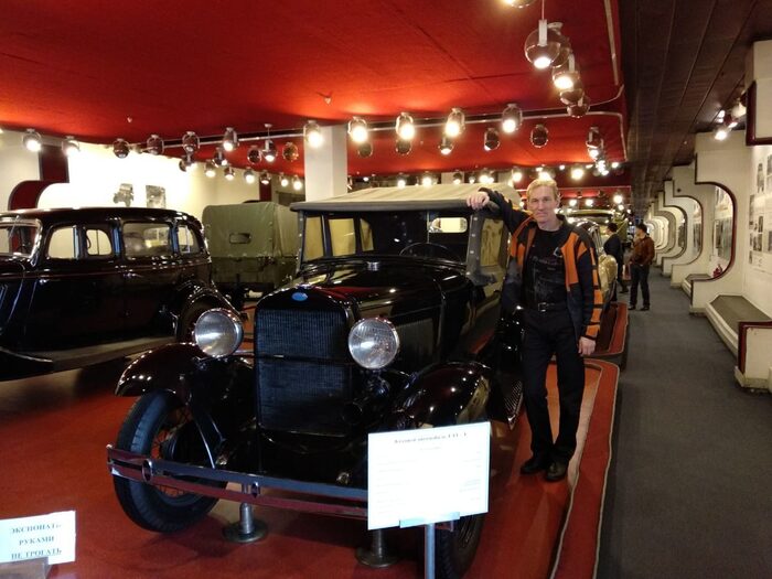 В музее ГАЗа