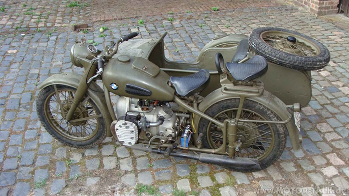 Рис. 5.  М-72 с коляской. Фото из открытых источников