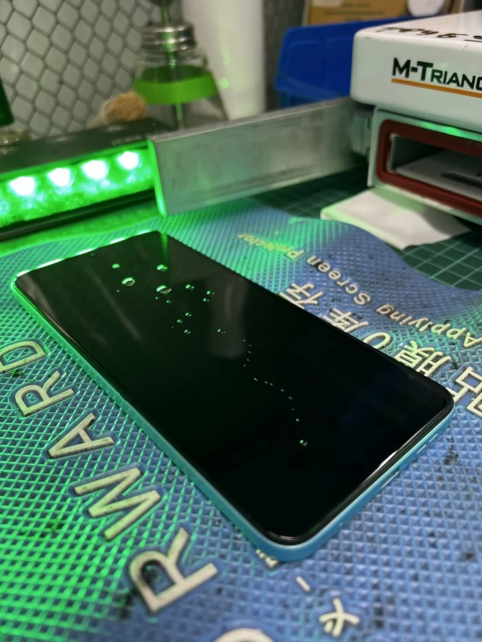 Redmi Note 12 после замены стекла — финальная проверка экрана и олеофобного покрытия