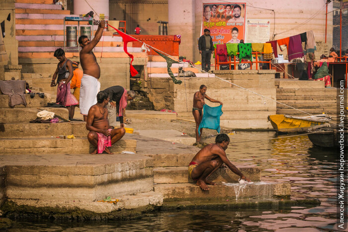 Ганг — самая грязная река в мире. А тут моются и пьют из нее Туристы, Путешествия, Туризм, Азия, Индия, Ганг, Экология, Варанаси, Длиннопост Ганг — самая грязная река в мире. А тут моются и пьют из нее Туристы, Путешествия, Туризм, Азия, Индия, Ганг, Экология, Варанаси, Длиннопост