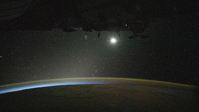 Реальная фотография Солнца из космоса, снято с МКС. Взято из открытых источников