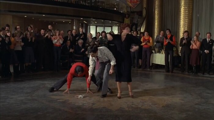 Сцена из фильма "Мимино" (1977 год)