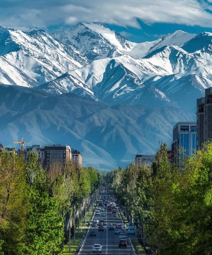 Бишкек Кыргызстан, Бишкек, Горы, Фотография