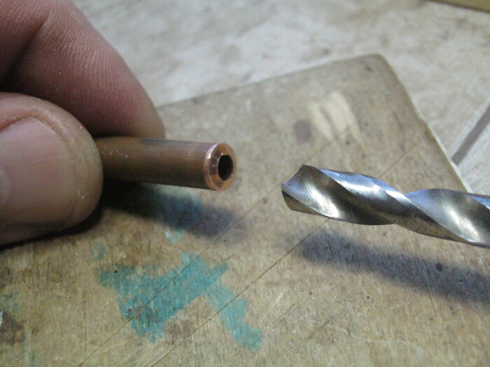 Фото 9. Зенкование после роликового резака.