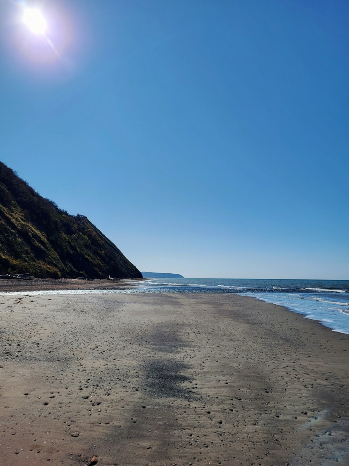 Не суетись. Смотри, как много всего. И ничего лишнего.