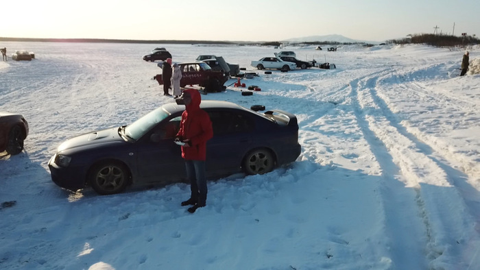 Я - в шлеме. И в красном.