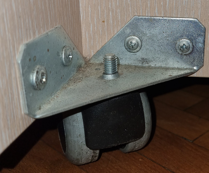 Изготовление кронштейна