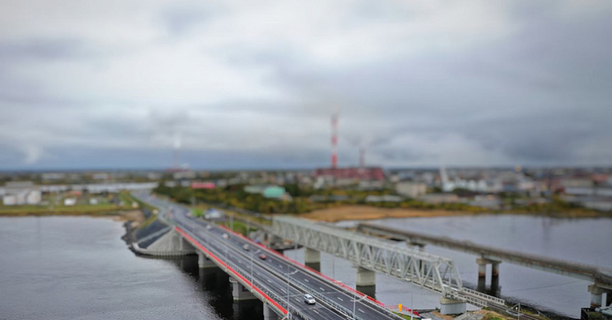 Краснофлотский мост санкт-петербург. Поднятый северодвинский мост. Архангельский северодвинский мост. Краснофлотский мост архангельск. Новый мост архангельск.