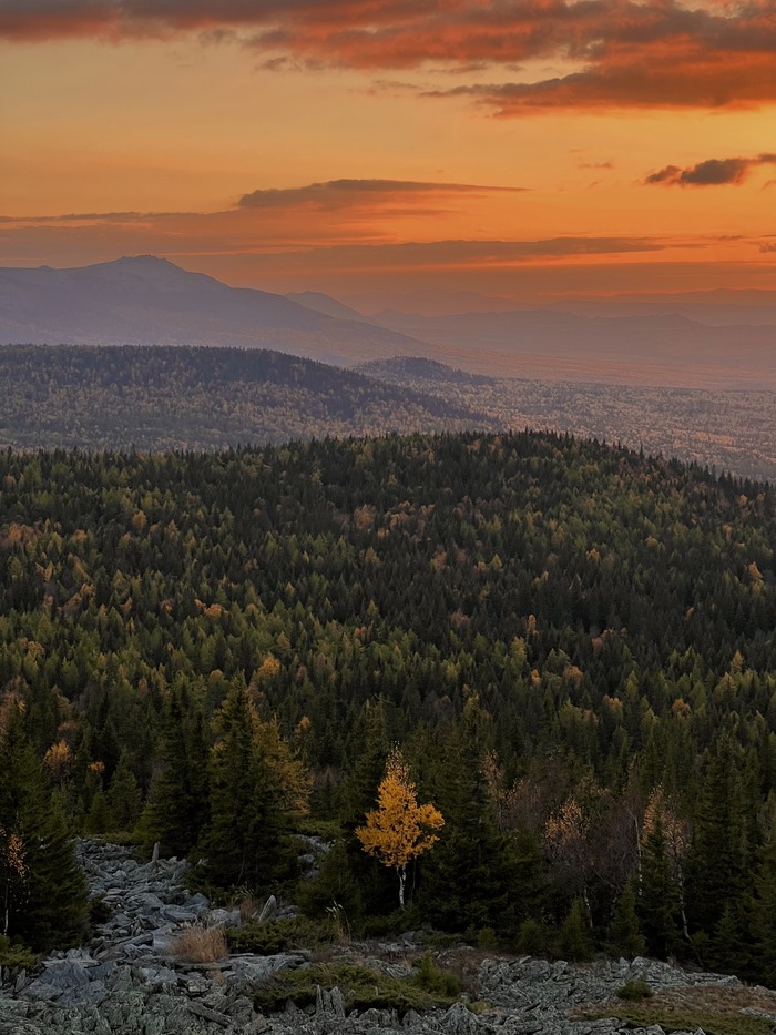 Нереальный закат на хребте Ягодном Южный Урал, Поход, Ягоды, Иремель, Зюраткуль, Башкортостан, Челябинская область, Уральские горы, Длиннопост, Фотография, Закат