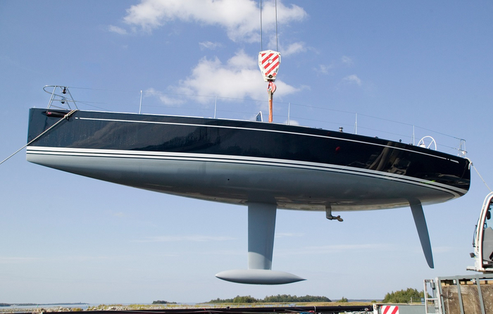 Киль с дополнительным утяжелителем (тогда можно сделать сам киль -тоньше и Уже)