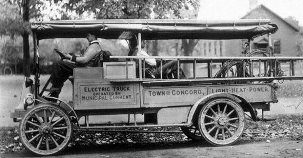 Техника 20 века. 1912 GMC. Грузовики начала 20 го века. Грузовики 1912 года. Строительная техника 20 века.