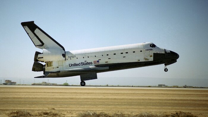 Посадка шаттла "Колумбия". Взято из Яндекс-картинок