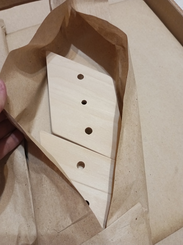 Детали упакованы экофрендли, как теперь модно говорить