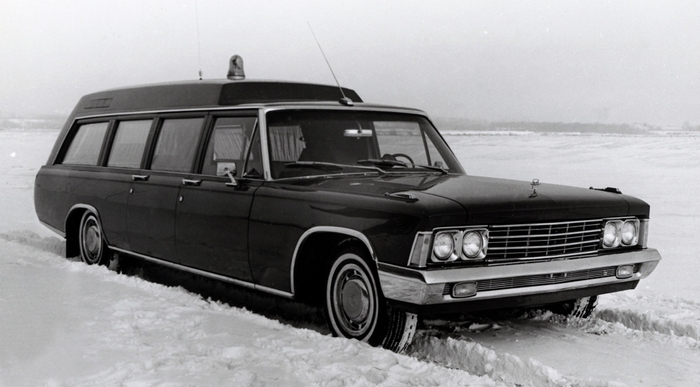 На фото: ЗИЛ 114 А