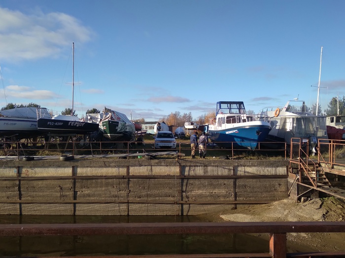 Яхт-клуб. Октябрь Яхт-клуб, Яхтинг, Яхта, Рыбинск, Рыбинское водохранилище, Осень, Фотография, Вертикальное видео, Видео, Длиннопост