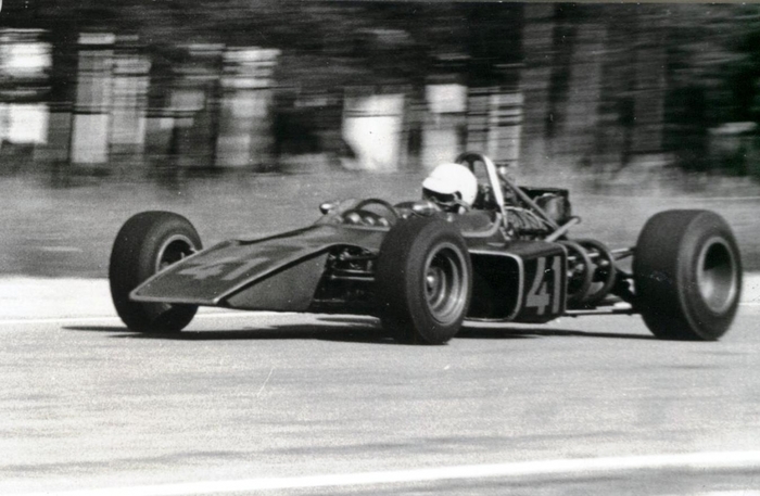 Потенциал Станислава Гесса де Кальве как гонщика часто недооценивают. Но для Станислава самым важным был даже не спортивный результат – для него гоночный автомобиль представлял интерес с точки зрения инженерной работы