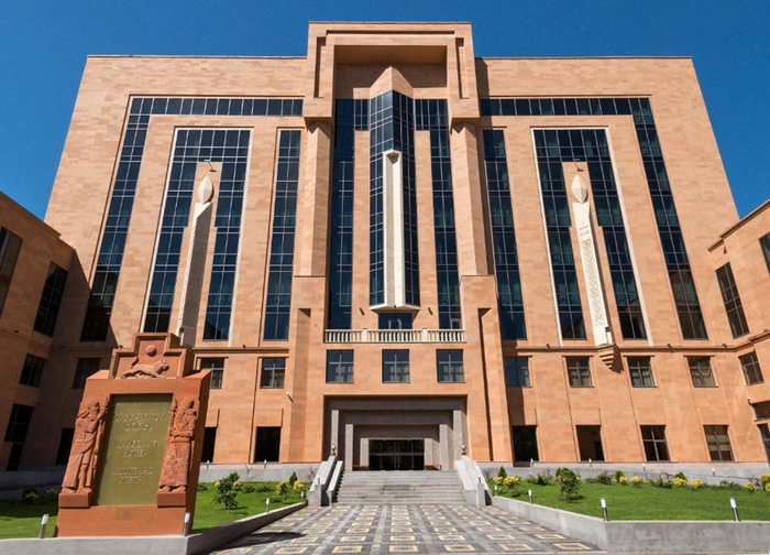 40.17809209049061, 44.51788335566535