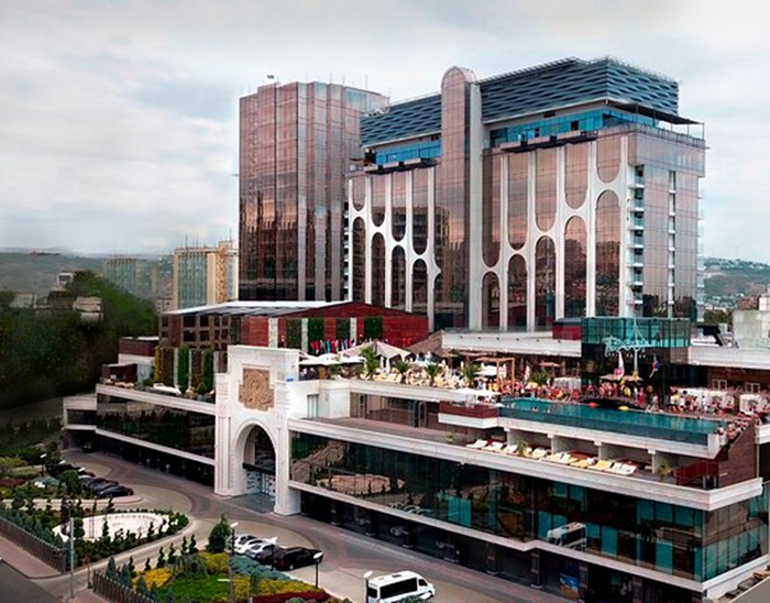 40.184036096168676, 44.50144193847683