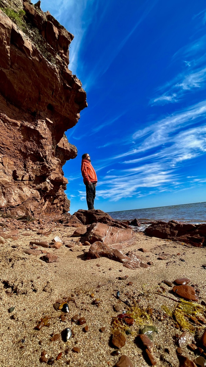 Вот такая стенка. Спускаться совсем непросто
