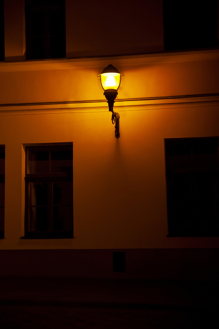 А это просто фонарь на Советской