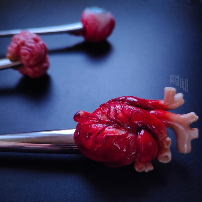 Размер сердца по крайним точкам: 6 см