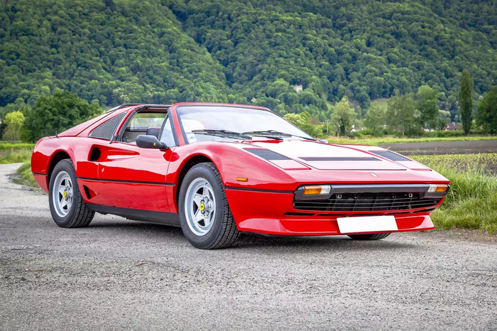 Ferrari 208 GTS Turbo