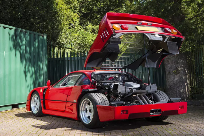 Ferrari F40