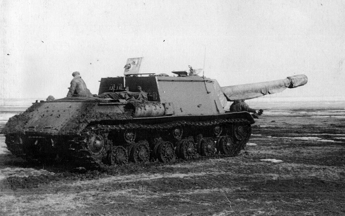 -152     .  1944 . : , . .