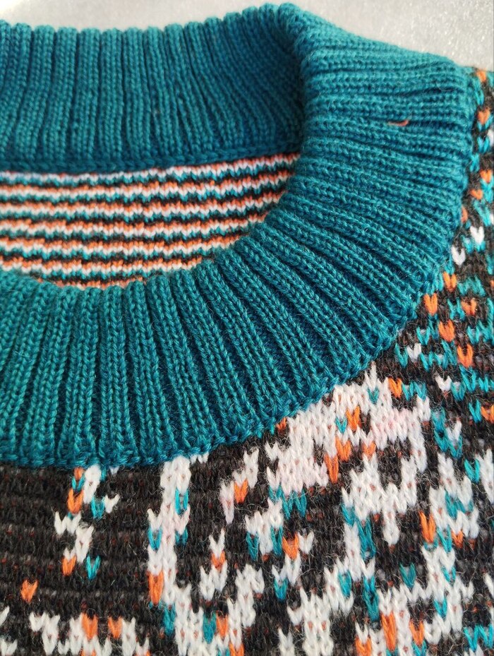 горловина. закрытие косичкой. кетлевка на вязальной машине.