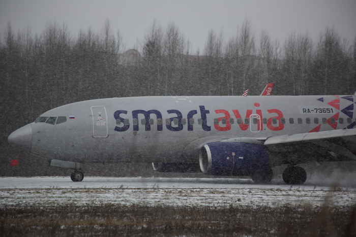   , , Boeing 737, Sukhoi Superjet 100, , 