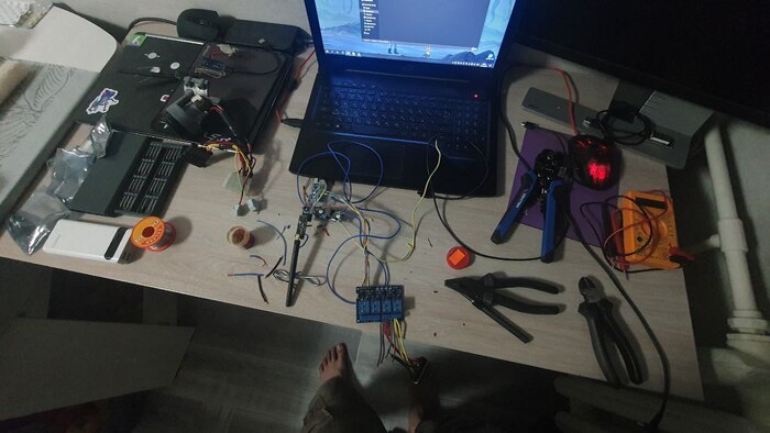 Сделал самодельный автозапуск авто на ардуино Авто, Arduino, Самоделки, Автозапуск, Пайка, Электрика, АвтоВАЗ, Лада, Ваз-2114, AliExpress, Китайские товары, Электроника, Двигатель, Видео, Вертикальное видео, Длиннопост