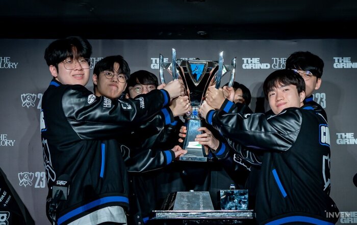 &#x25B2; : LoL Esports.