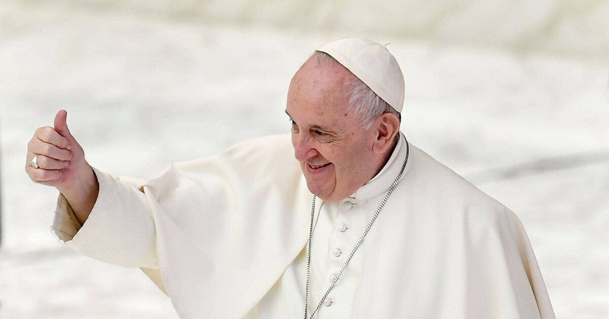 Папа римский говорит. Франциск (папа Римский). Папа Римский 2021 Франциск. Ватикан папа Римский Франциск. Папа Римский Франциск 2022.